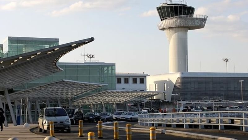 British Airways BOD Terminal – Bordeaux Airport