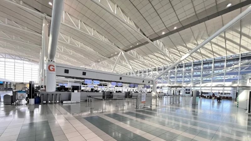 China United Airlines FUK Terminal