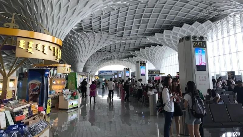China United Airlines HLD Terminal – Hailar Dongshan Airport