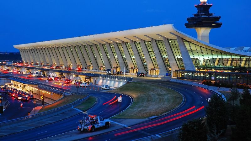 Emirates Airlines Dulles International Airport – IAD Terminal