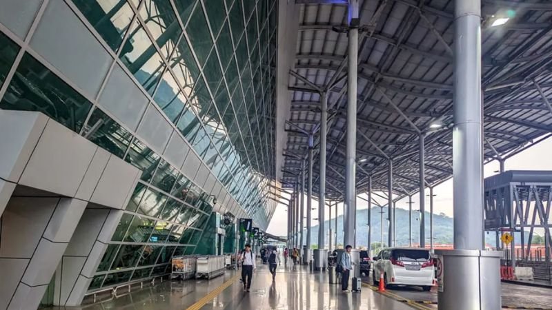 Shanghai Airlines PEN Terminal – Penang International Airport