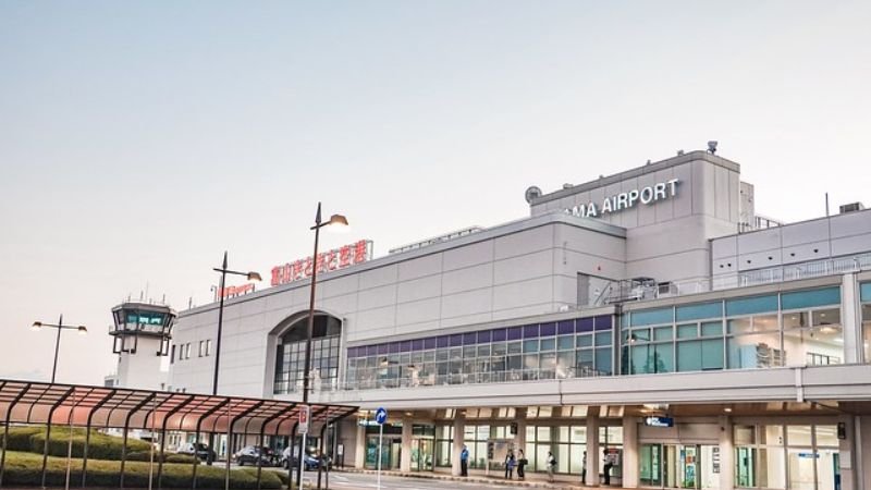 Shanghai Airlines TOY Terminal – Toyama Airport
