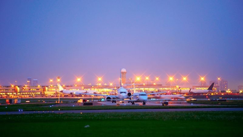 Delta Airlines YYZ Terminal, Toronto Pearson International Airport
