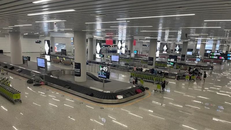 Ikar Airlines CAN Terminal