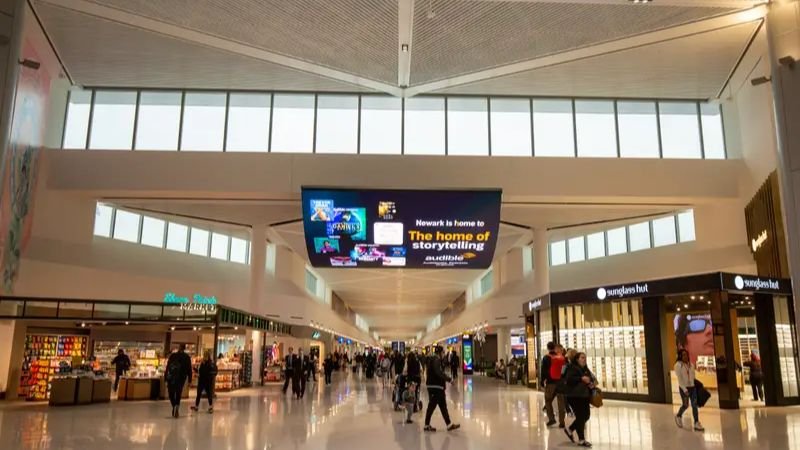 La Compagnie Airlines EWR Terminal