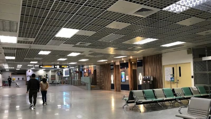 Mandarin Airlines KNH Terminal