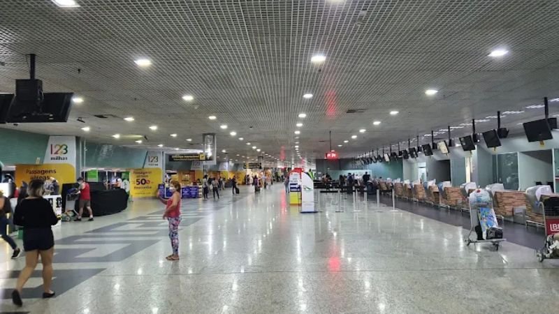 Total Linhas Aéreas MAO Terminal