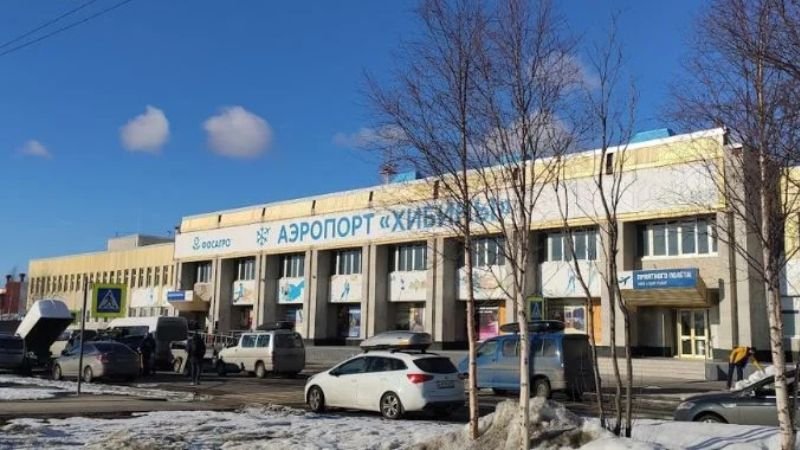 Yamal Airlines KVK Terminal – Khibiny Airport