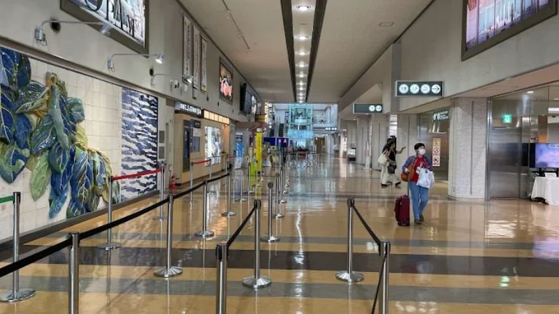 ANA Wings OIT Terminal – Oita Airport