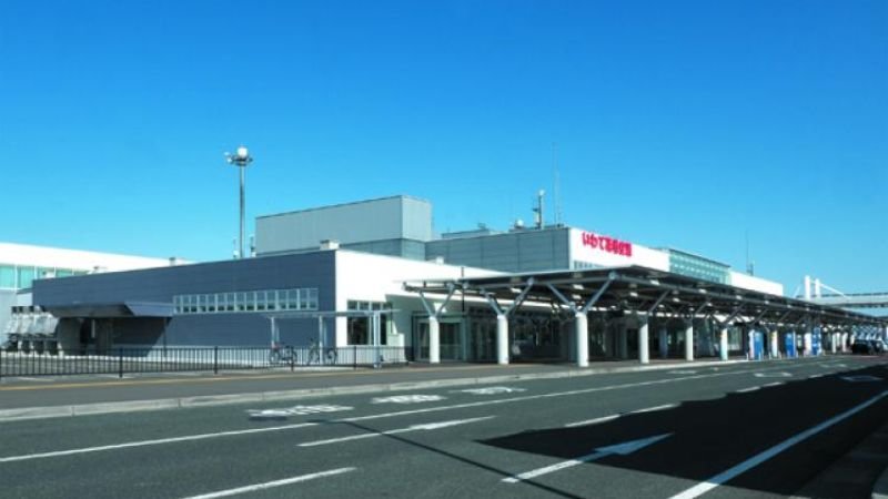 Fuji Dream Airlines HNA Terminal – Iwate Hanamaki Airport