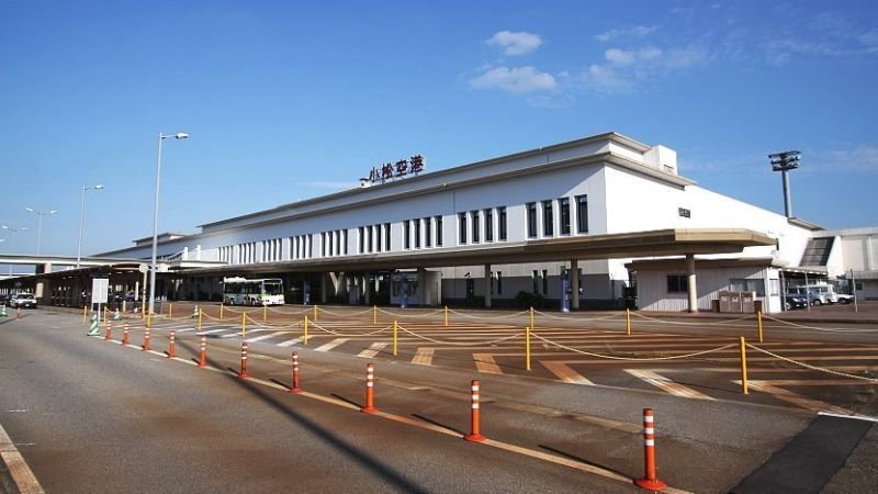 Fuji Dream Airlines KMQ Terminal – Komatsu Airport