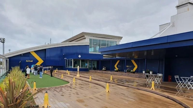 J-Air OIT Terminal – Oita Airport